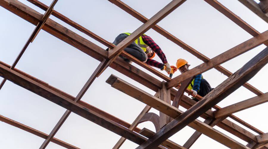 Professional gutter cleaning services in Deadwood, OR